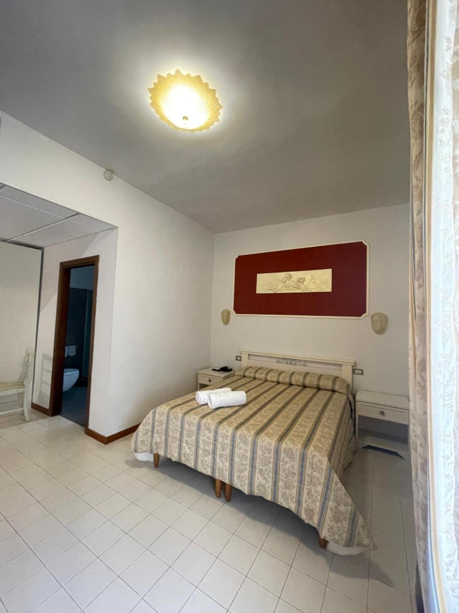 Platani Hotel Bolsena Exterior photo